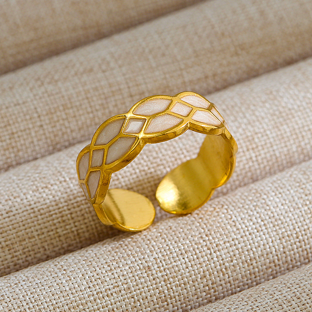 Golden Lattice Ring