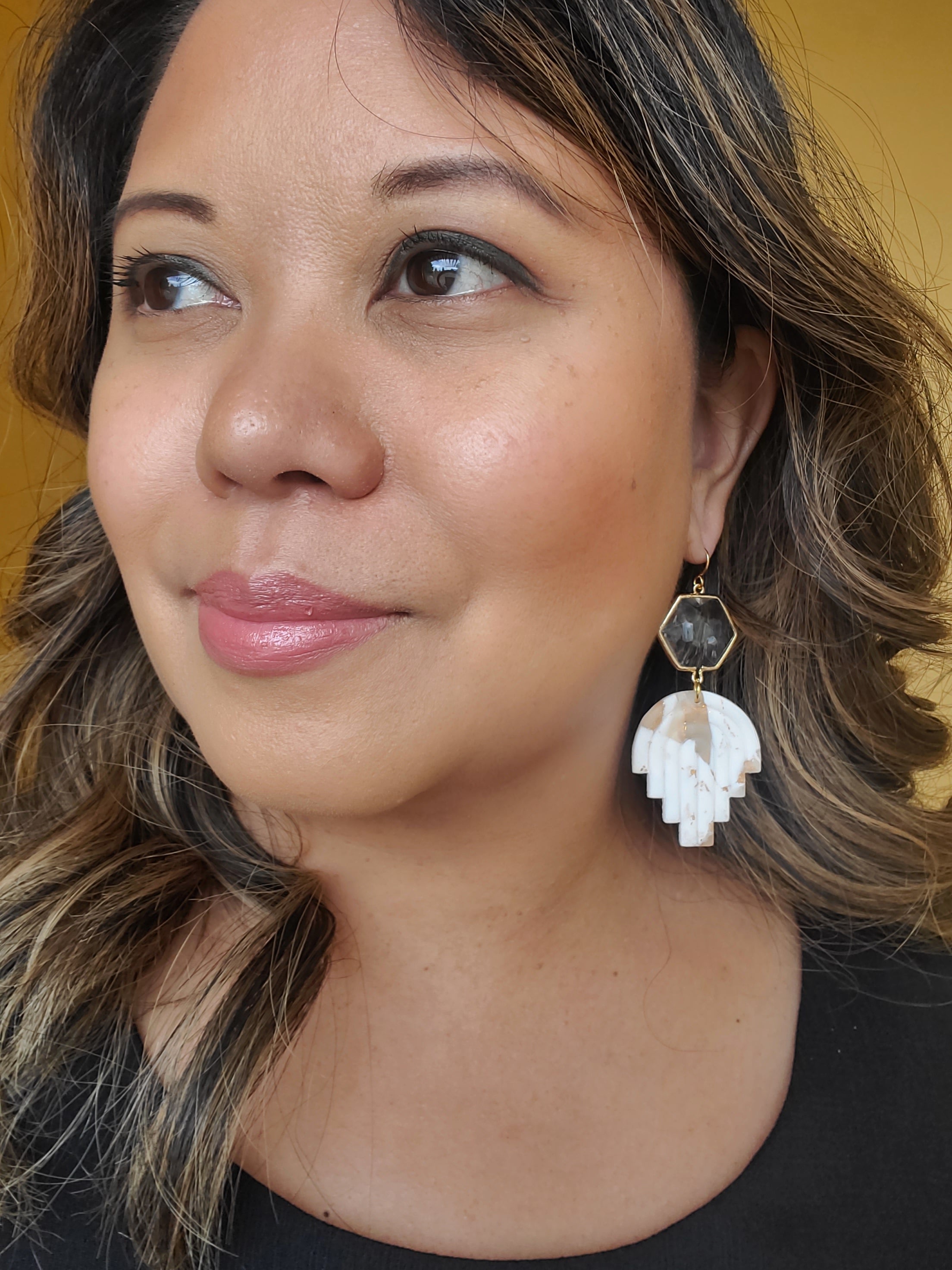 Deco Glass Chandelier Earrings - Neutral