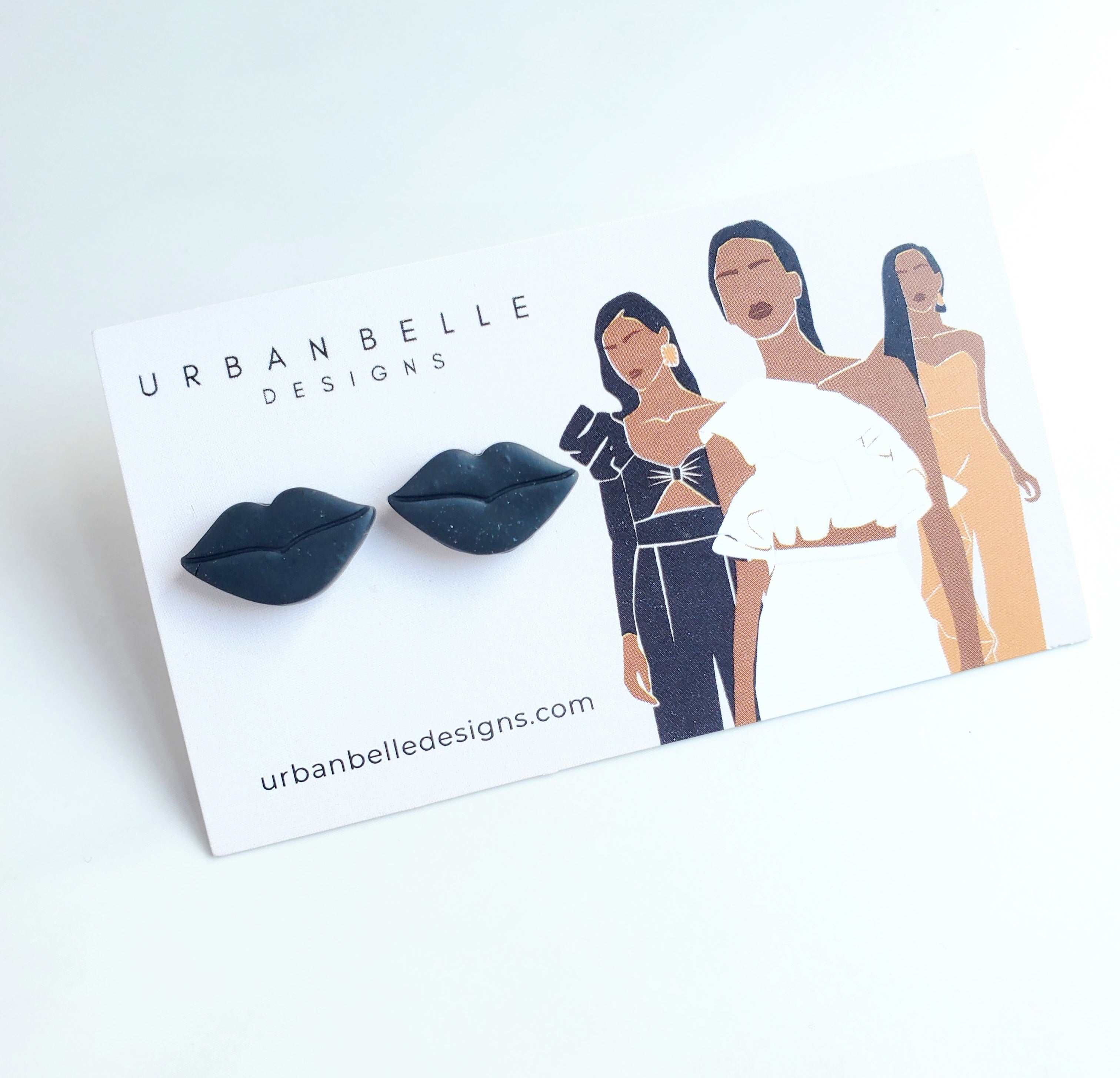 Smooches Lip Stud Earrings (Blush/Red)